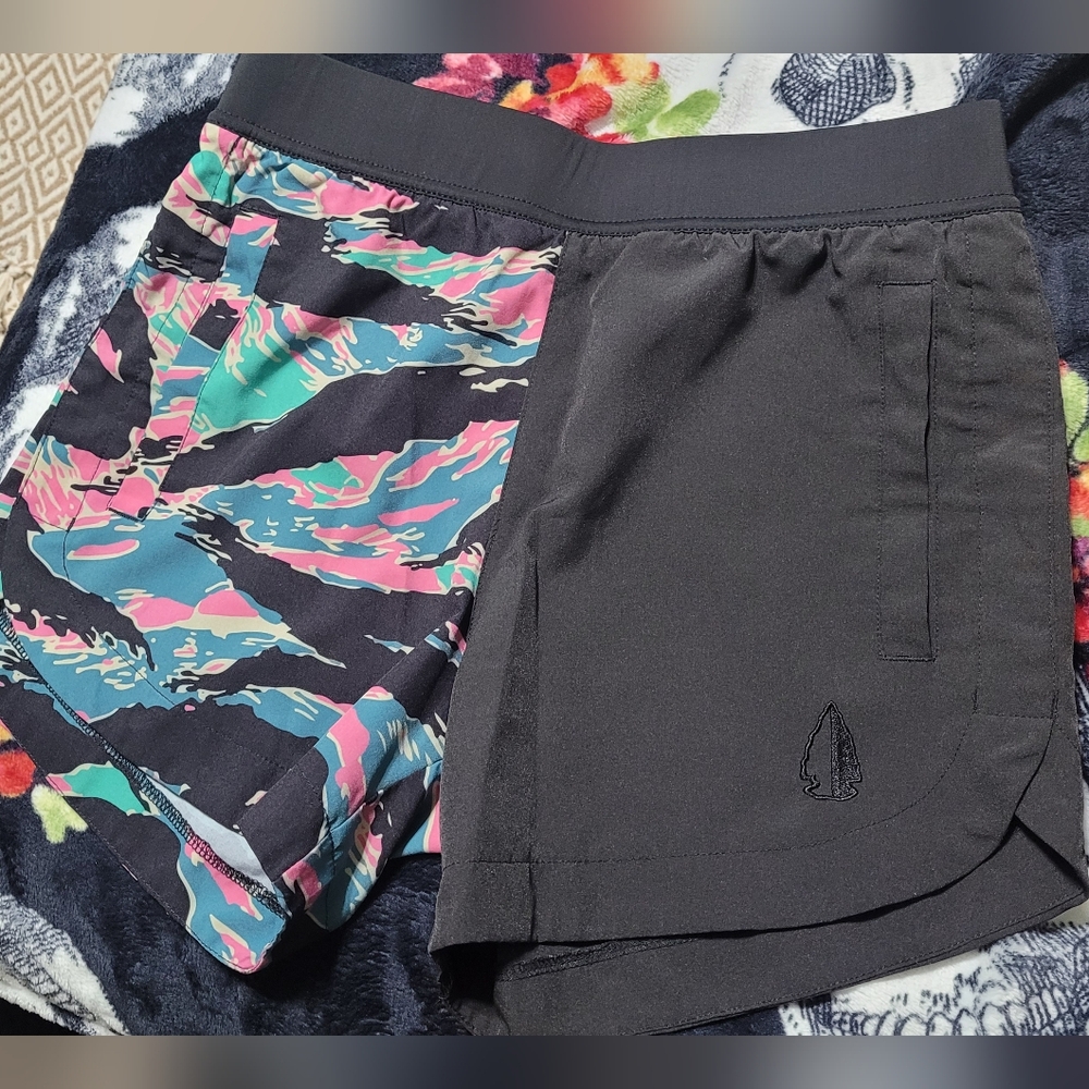 Tachuntfish Shorts